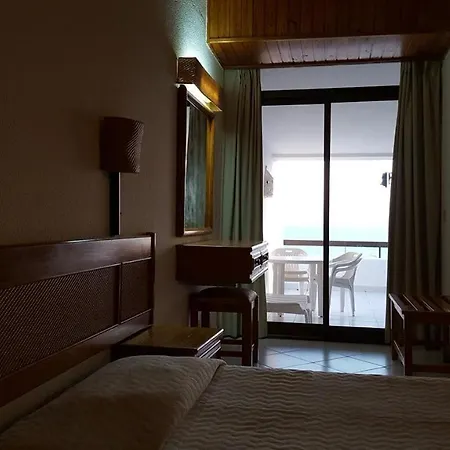 Albufeira, Ocean Terrace *